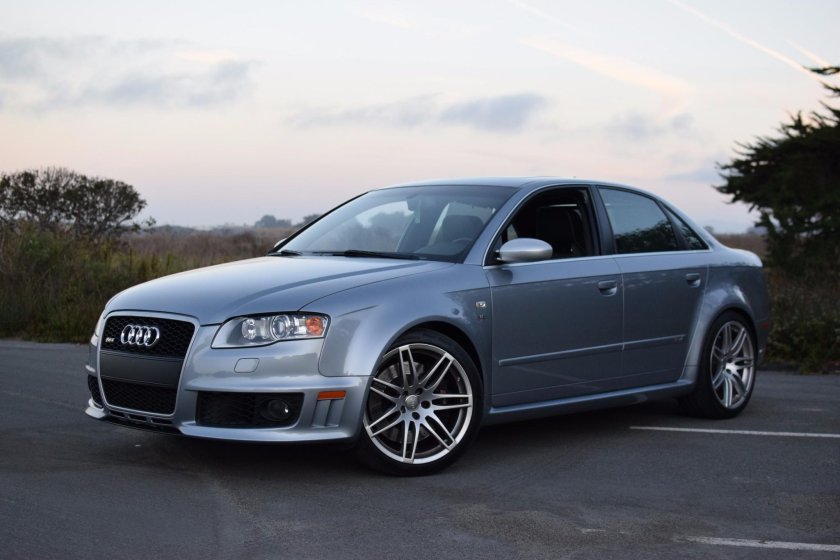 Ауди rs4 2007