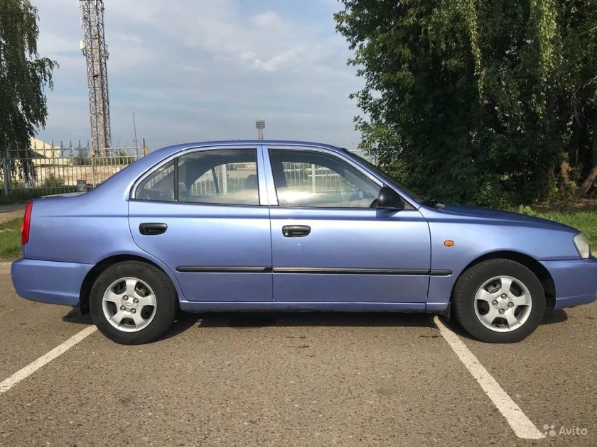 Hyundai Accent цвет v01