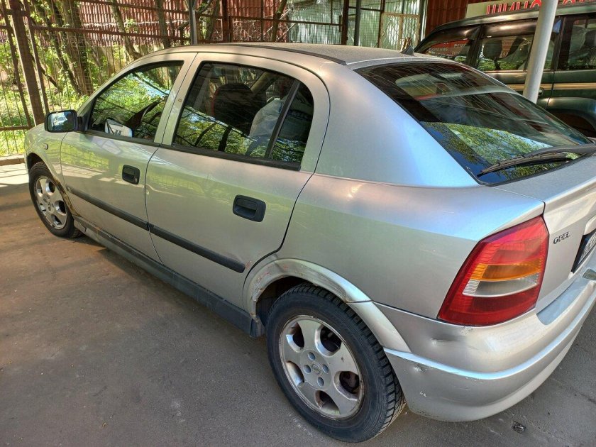 Опель Астра 2002 седан