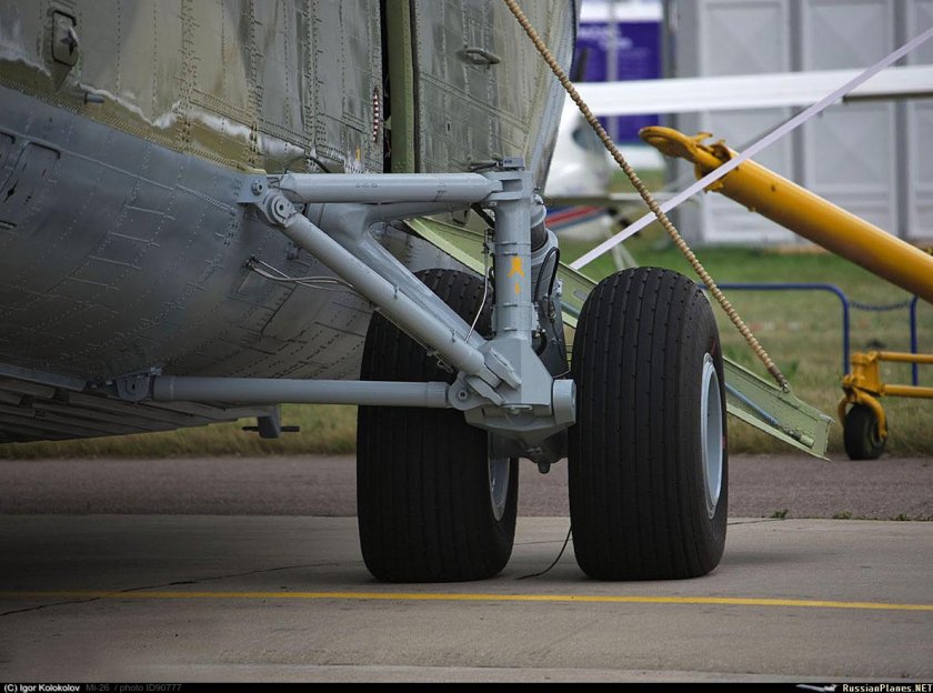 Стойка шасси ми-8