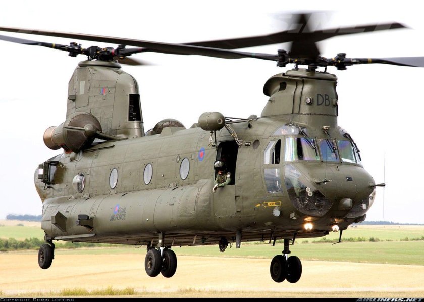 Вертолет Ch-47 Chinook