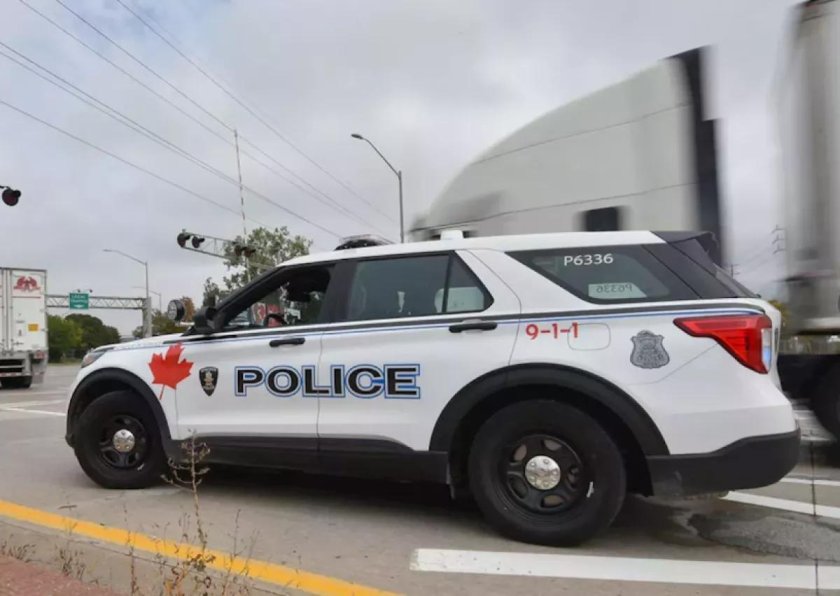 Канадские полицейские машины