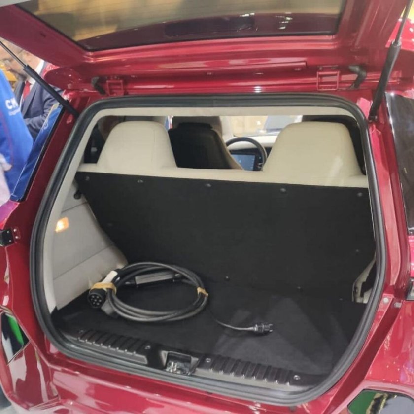 КАМАЗ электромобиль легковой Кама 1