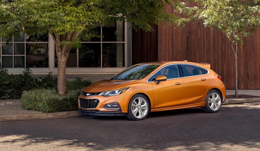 Chevrolet Cruze 2022 хэтчбек