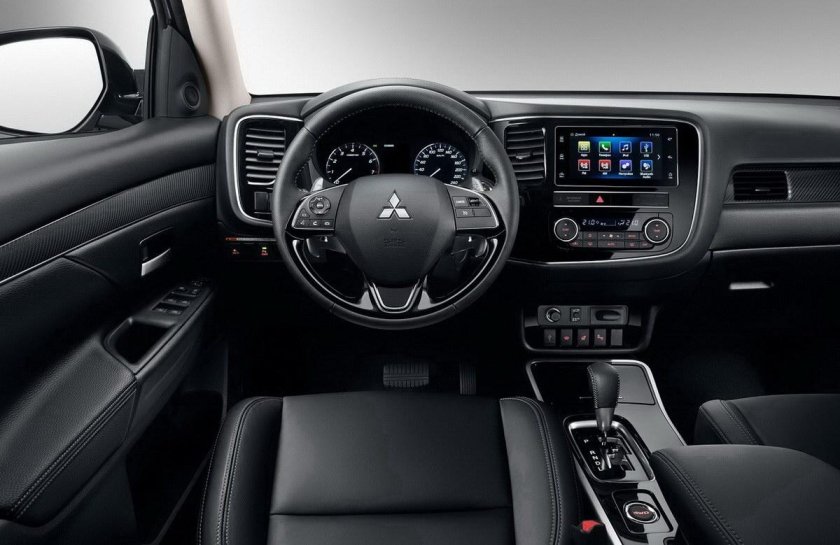 Mitsubishi Outlander 2018