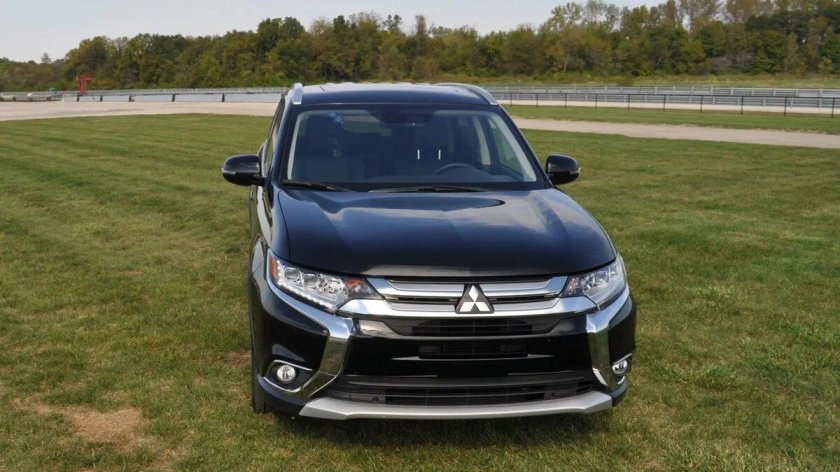 Mitsubishi Outlander 3 2016