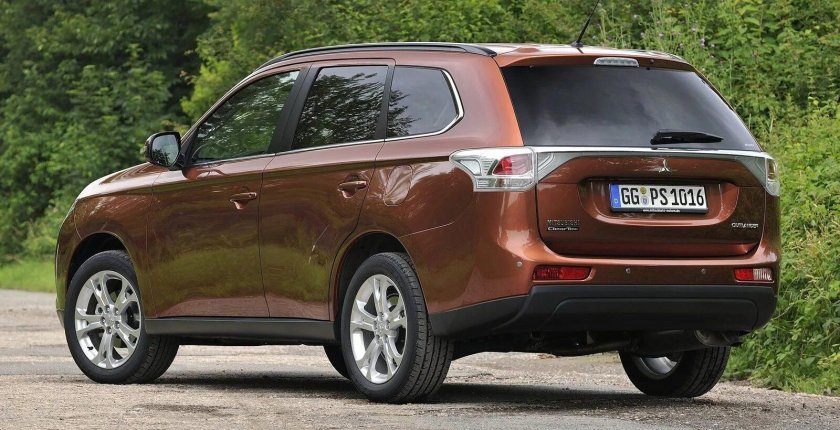 Mitsubishi Outlander 2013