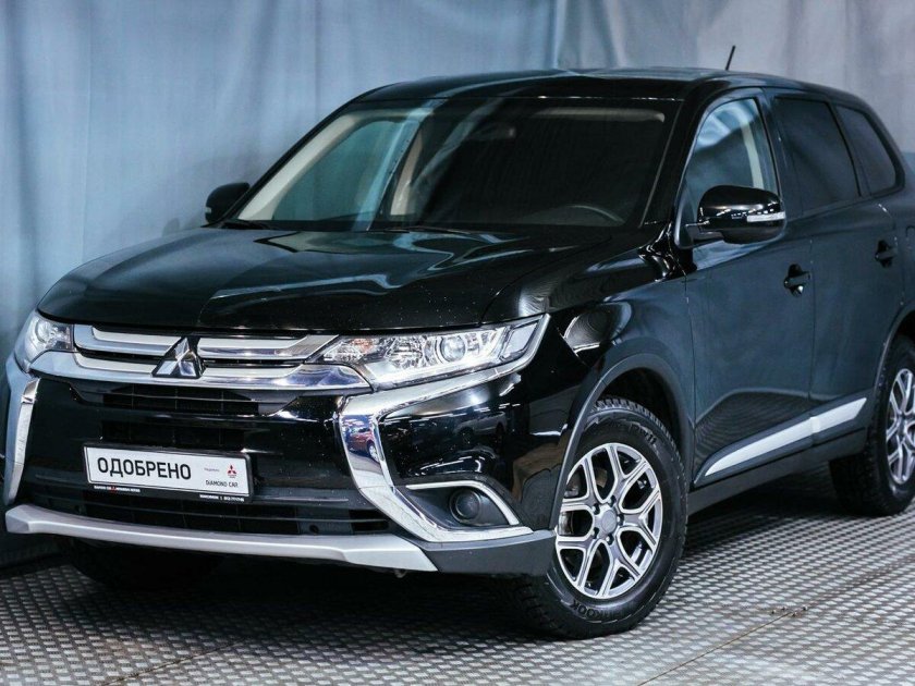 Mitsubishi Outlander 3