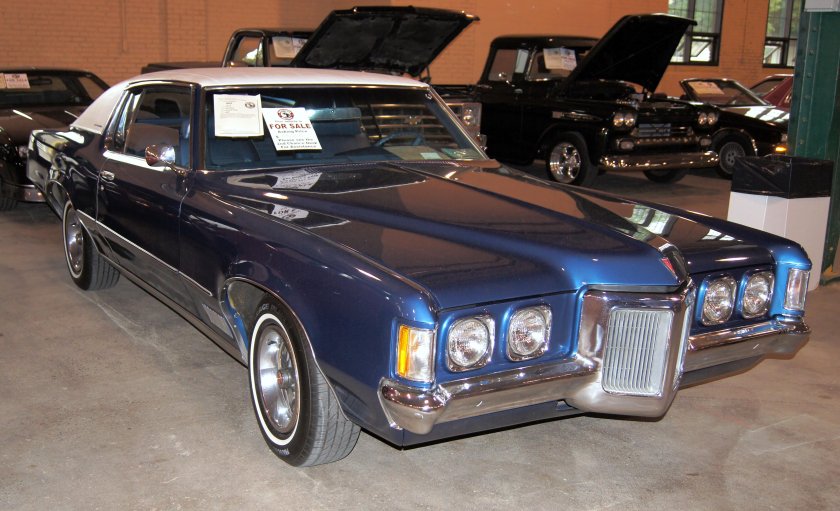 Понтиак 70 в пустыне