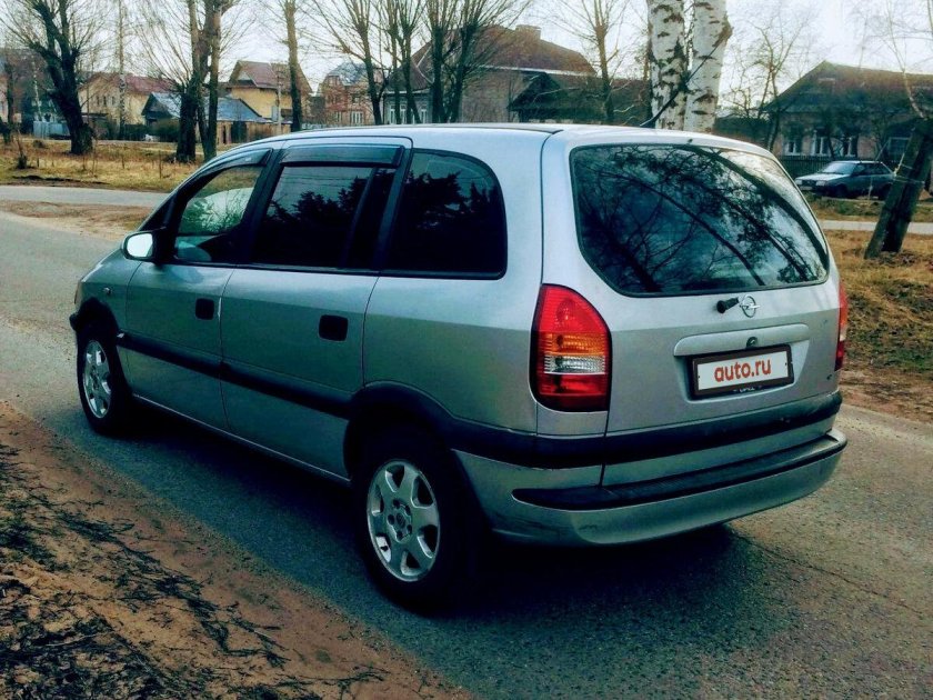 Opel zafira 2002