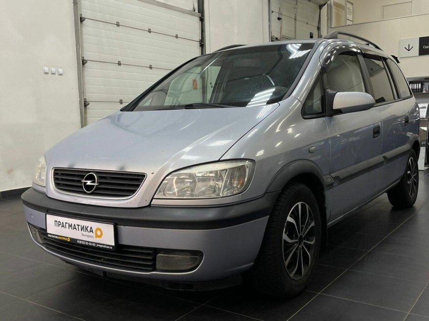 Opel zafira 2000