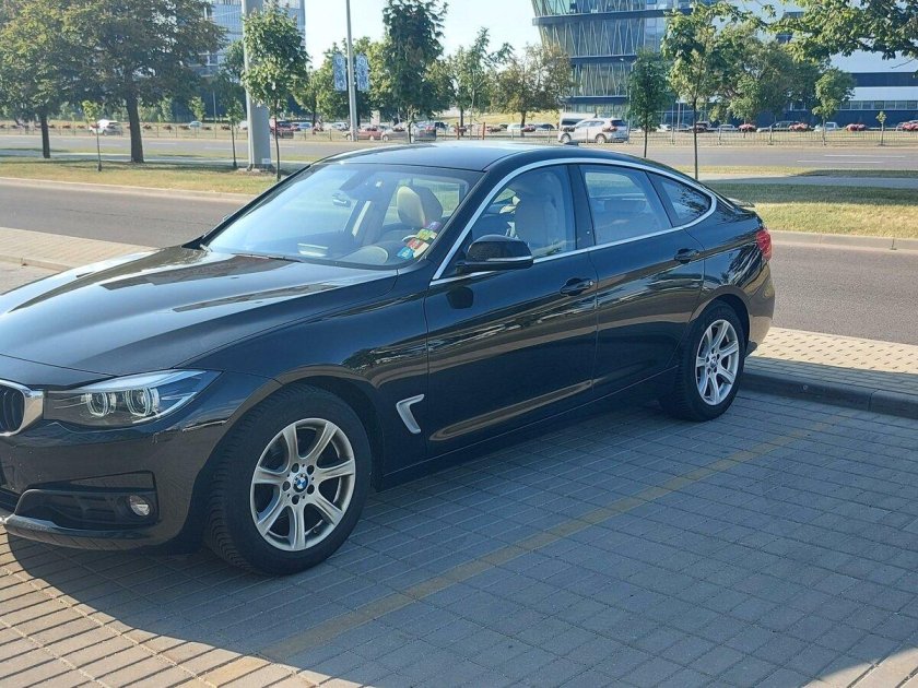 Бмв 3 серии 2018