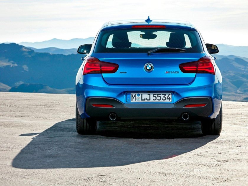 BMW m140i XDRIVE