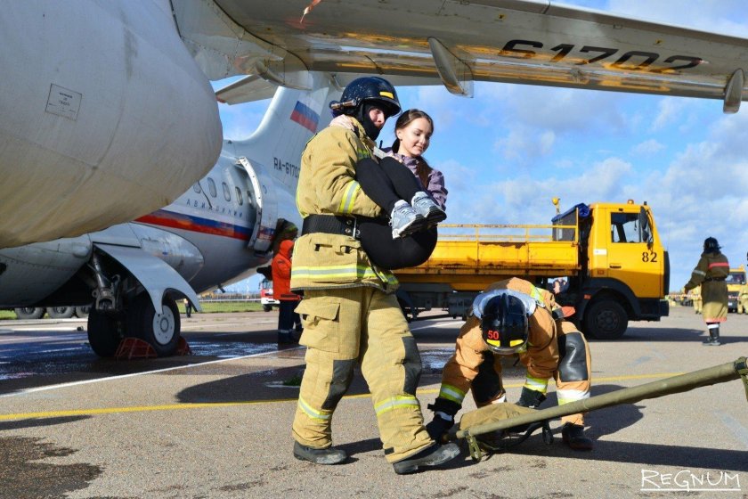 Эвакуация самолета