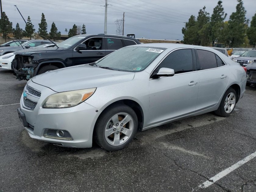 Chevrolet malibu 2012