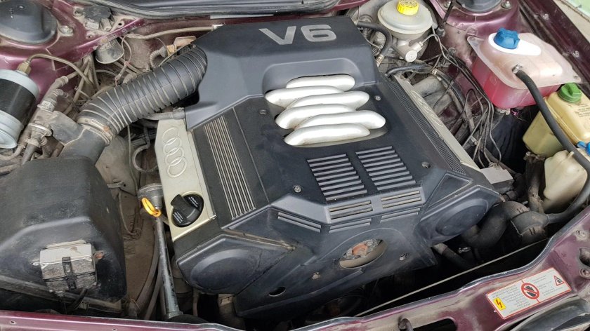 Ауди 100 2.6 v6