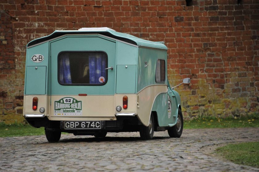 Мини дом на колесах