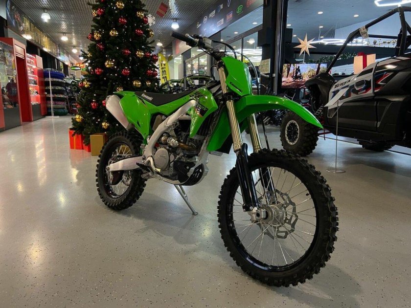 Кавасаки 2022