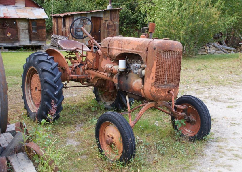 Польский трактор старый