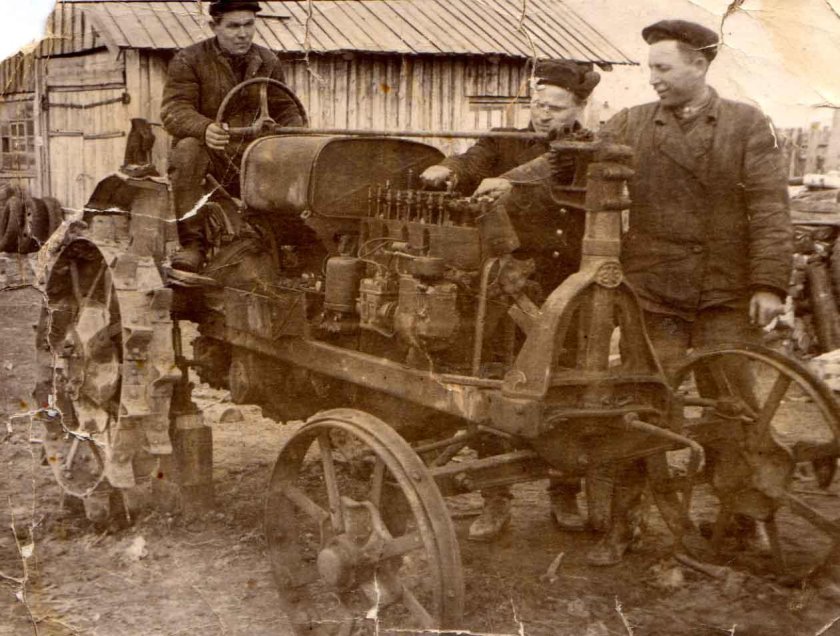 Старинные трактора
