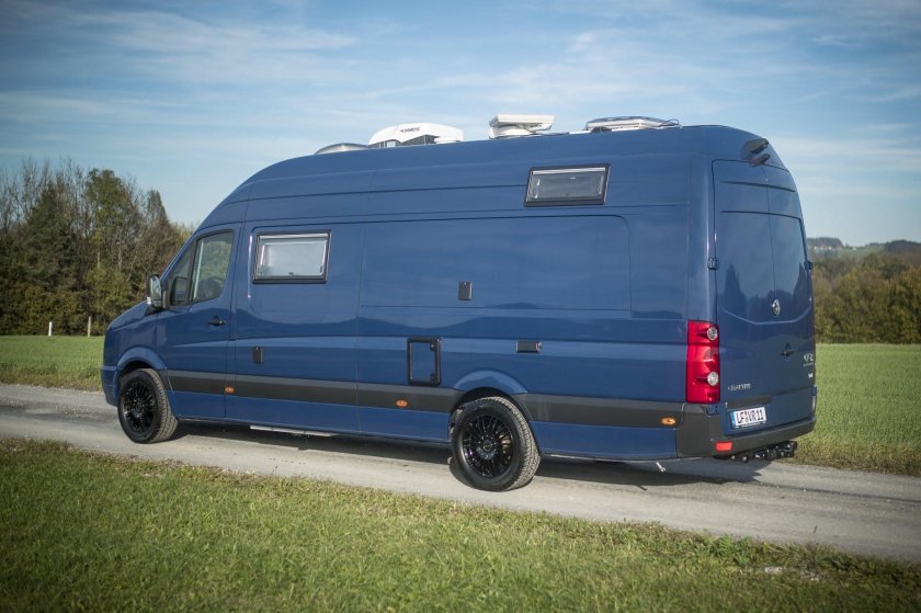 Крафтер автодом