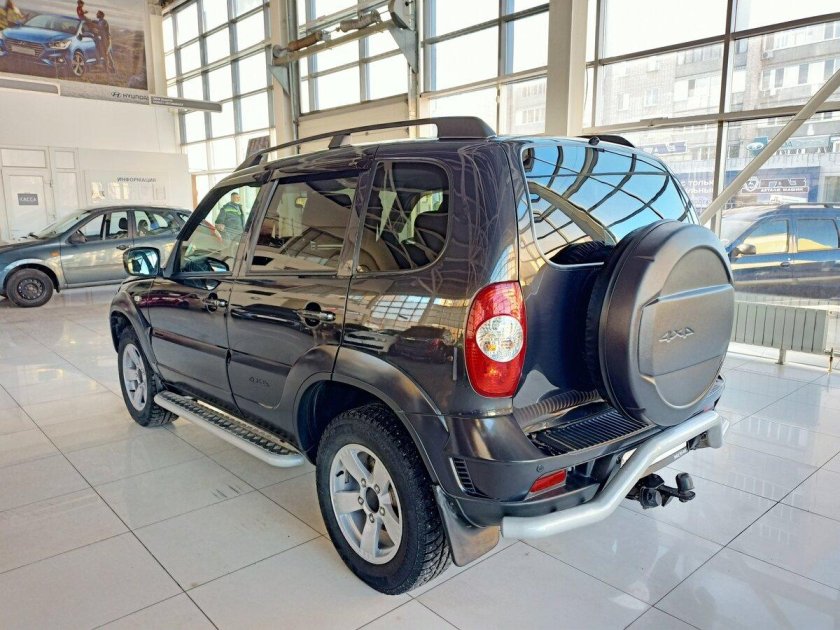 Шевроле нива 2010