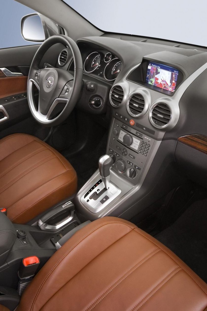 Opel Antara 2007 салон