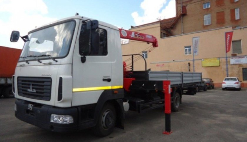 МАЗ 4371 С КМУ