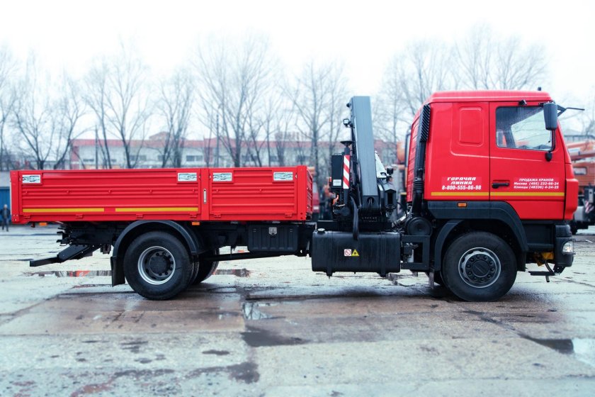 МАЗ 5340 манипулятор