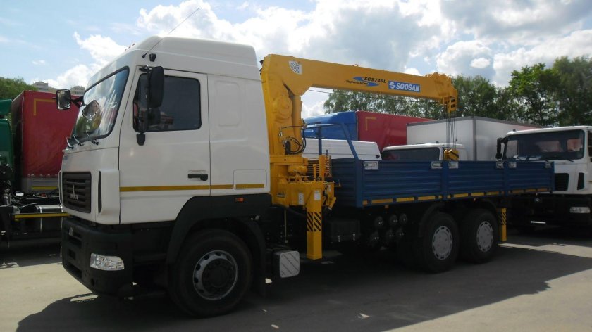 Бортовой МАЗ-6312 С КМУ