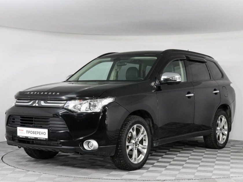 Mitsubishi outlander 2013
