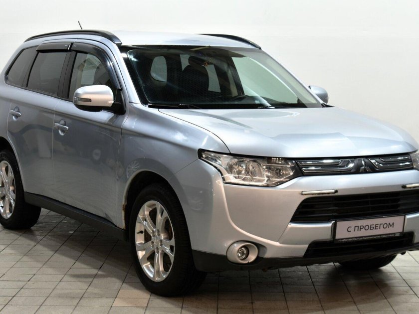 Мицубиси аутлендер 3 серебристый