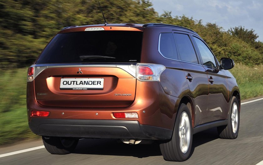 Mitsubishi Outlander 2012