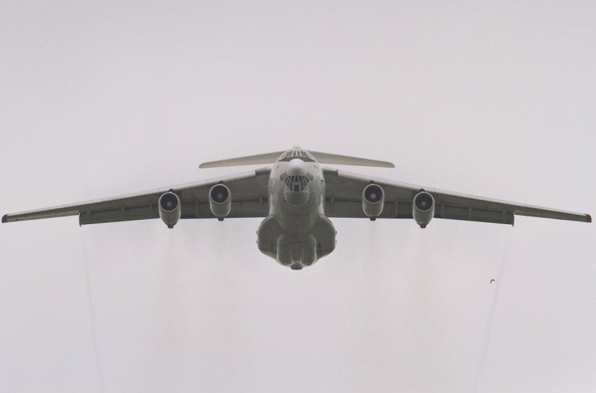 Ил-76 военно-транспортный самолёт