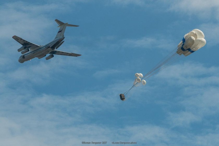 Десантирование техники с ил 76