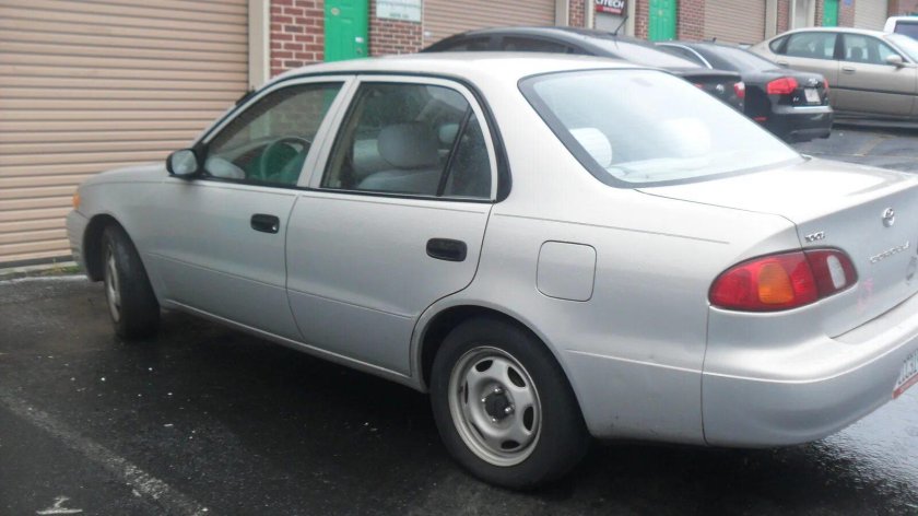 Тойота Corolla 1999