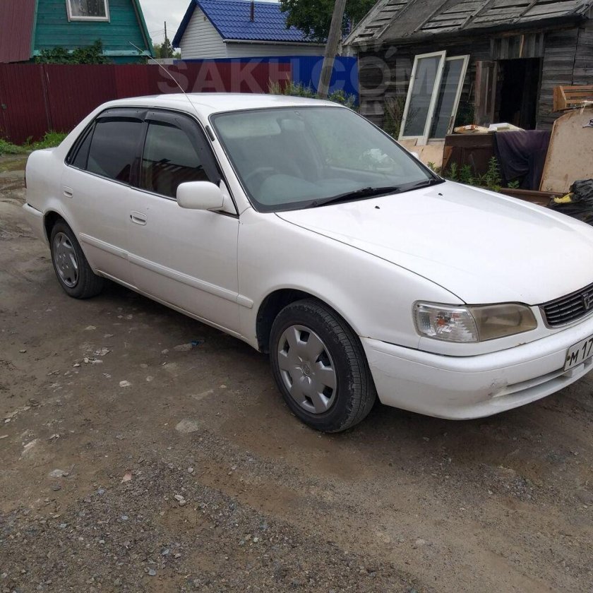 Тойота Королла 1999 седан