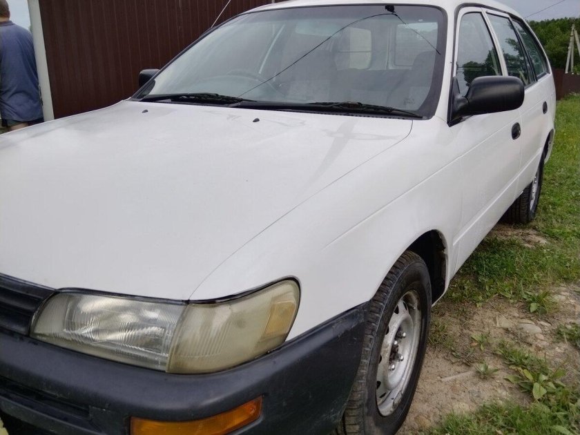 Тойота Королла 1999 года