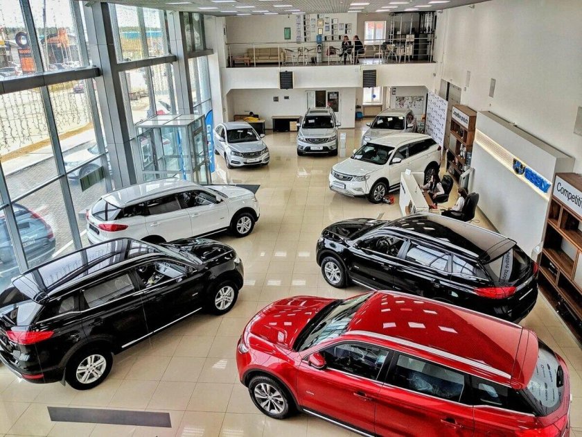 Китайский автосалон