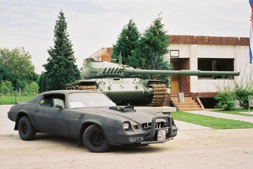 Хельга Мейер Камаро