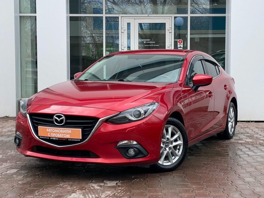 Мазда 3 2013 года
