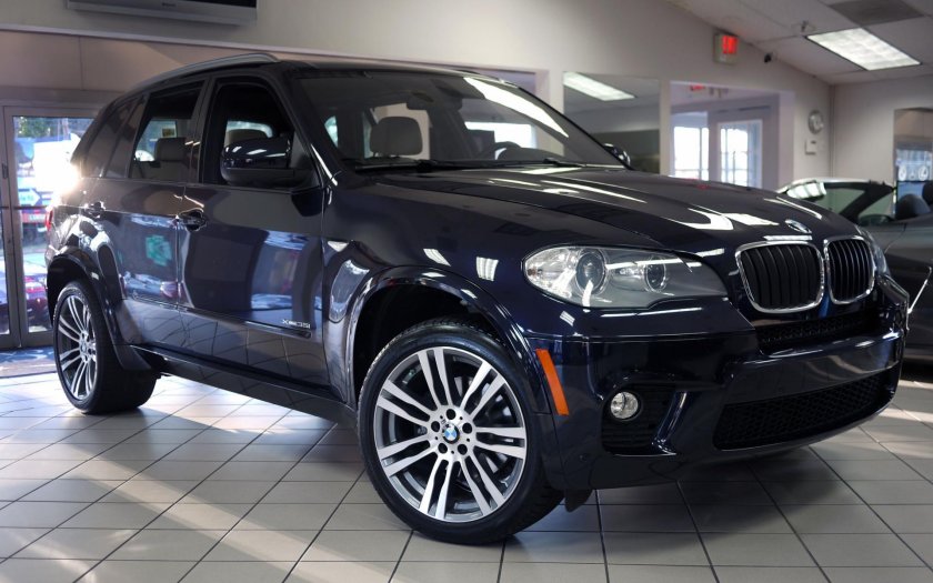 Bmw x5 черный карбон