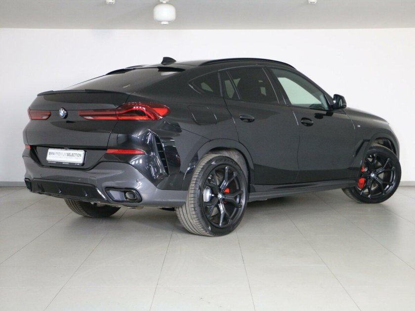 BMW x6 Black Carbon g06