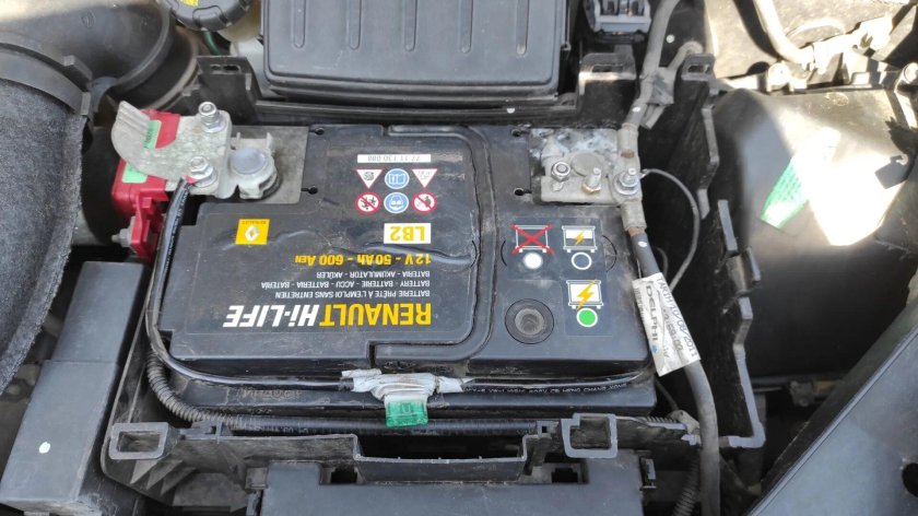 Аккумулятор Рено Клио 3 1.2