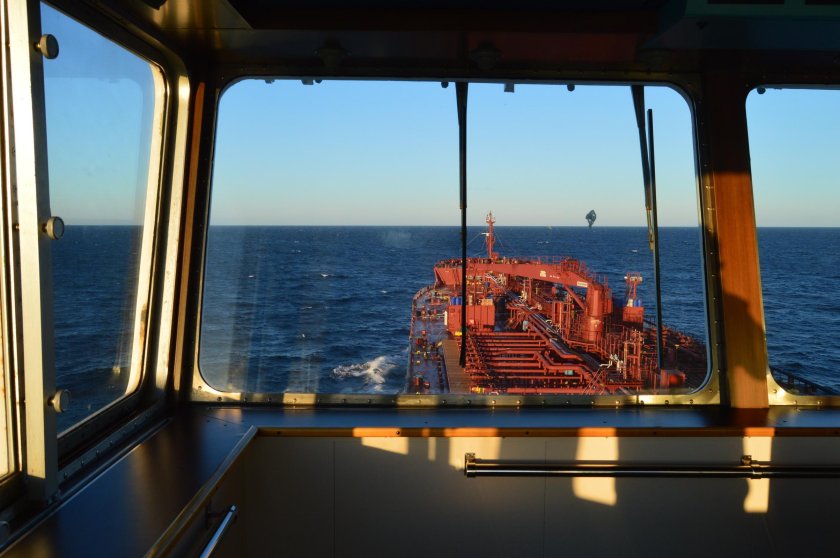 Капитанский мостик сухогруза