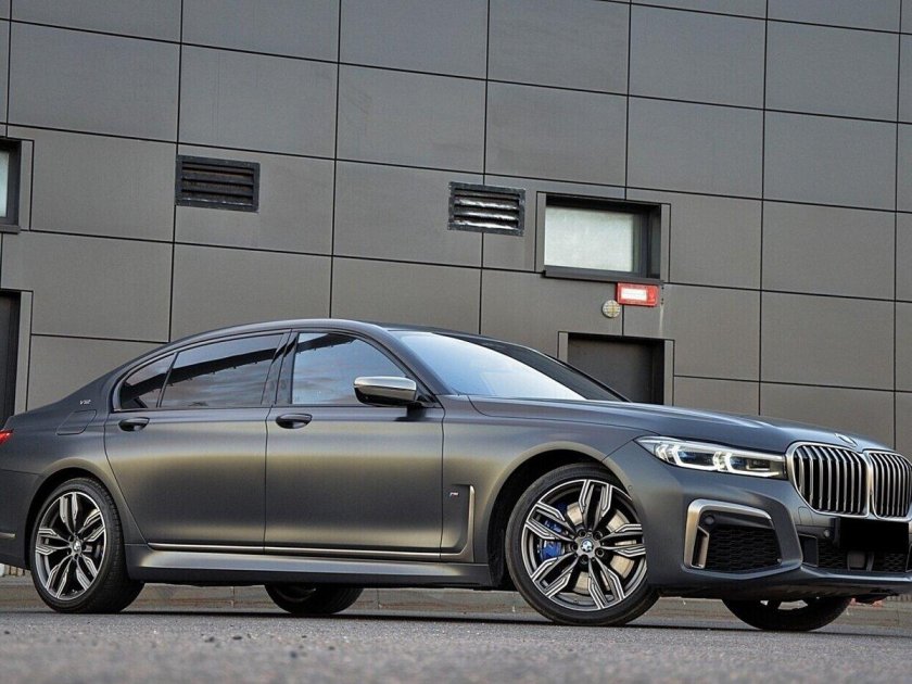 Бмв 760 li 2021