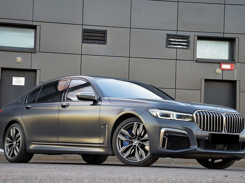 Бмв 760 li 2021
