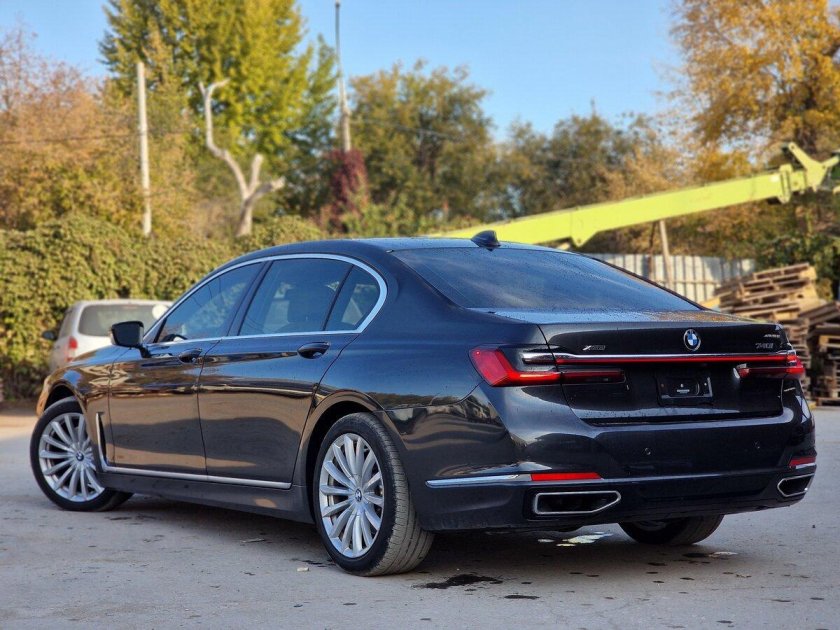 Bmw 7 серия vi