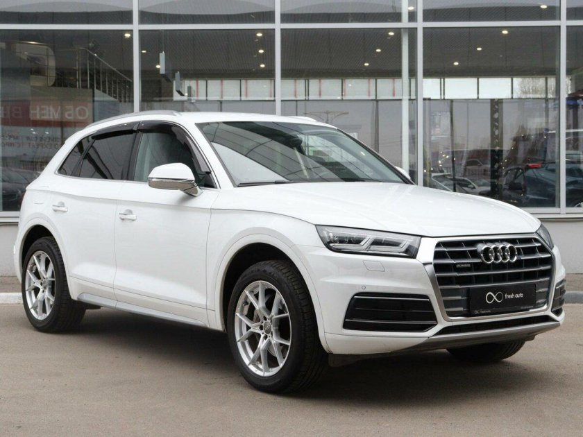 Audi q5 White