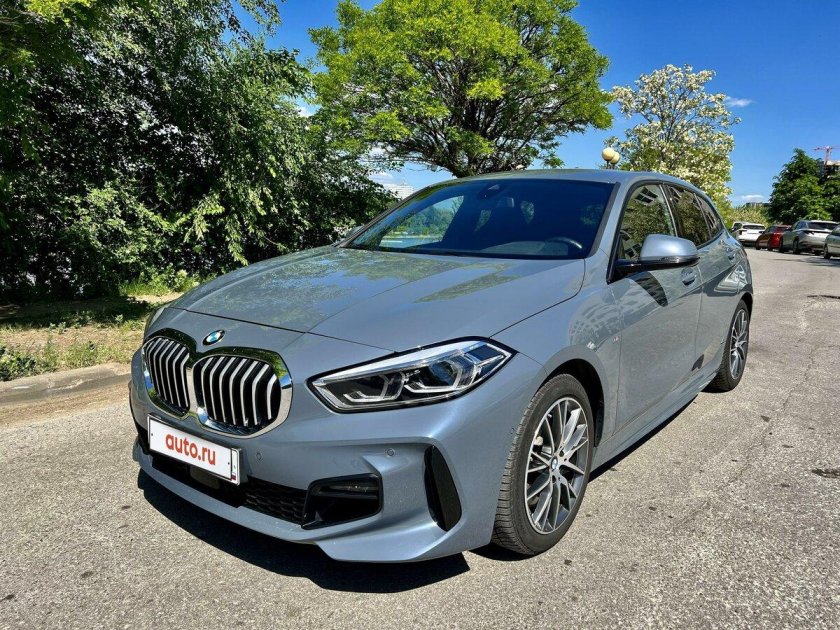 Бмв 218i серая